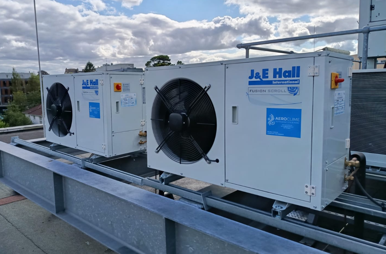 Condensing unit replacement and upgrade on a commercial cold room, part of
AeroClime's installation work for commercial clients in the South of Ireland.